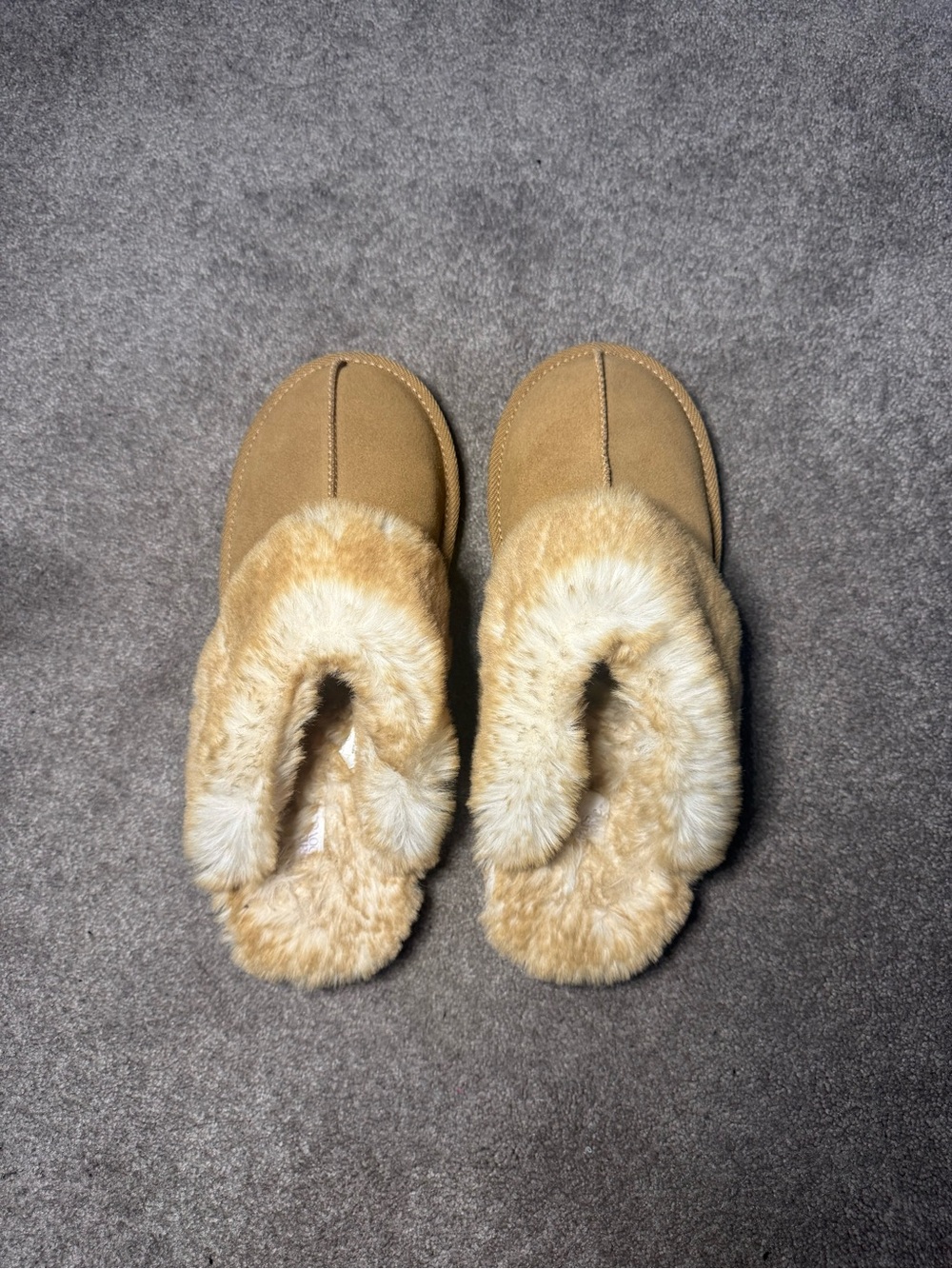Target Women's Faux-Fur Slip-On Slippers - Tan